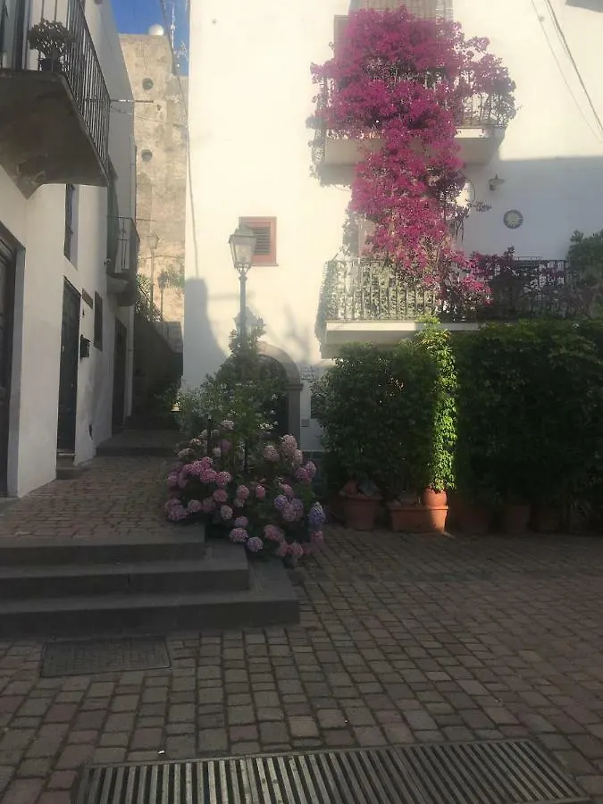Casa Isabella Loc Turist Br Apartment Lipari  Italy